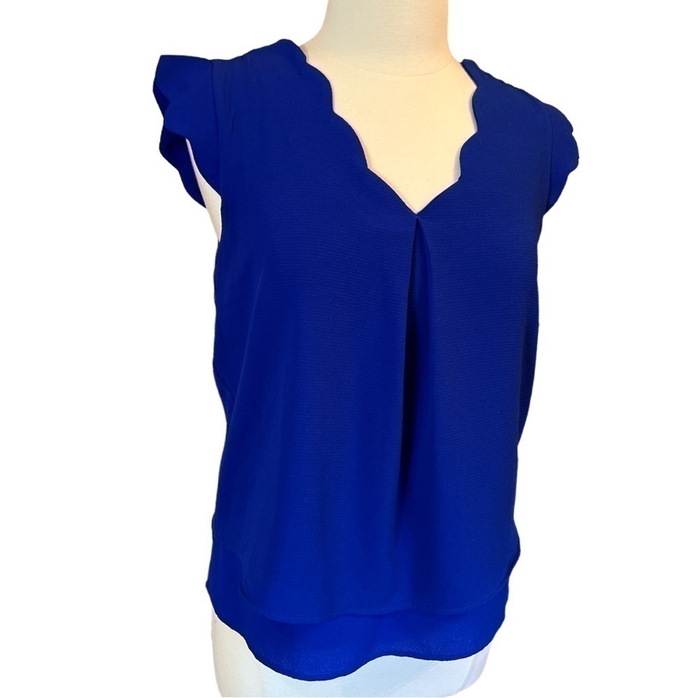 Monteau Scalloped Sapphire Blue V Neck & Cap Sleeves Layered at Hem Size Med‍﻿﻿﻿